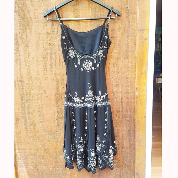Chica's~1920's Embellished Dress~Size Medium - Picture 2 of 4